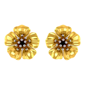 22k Beautiful Studs With Gold Petals And Elegant Design