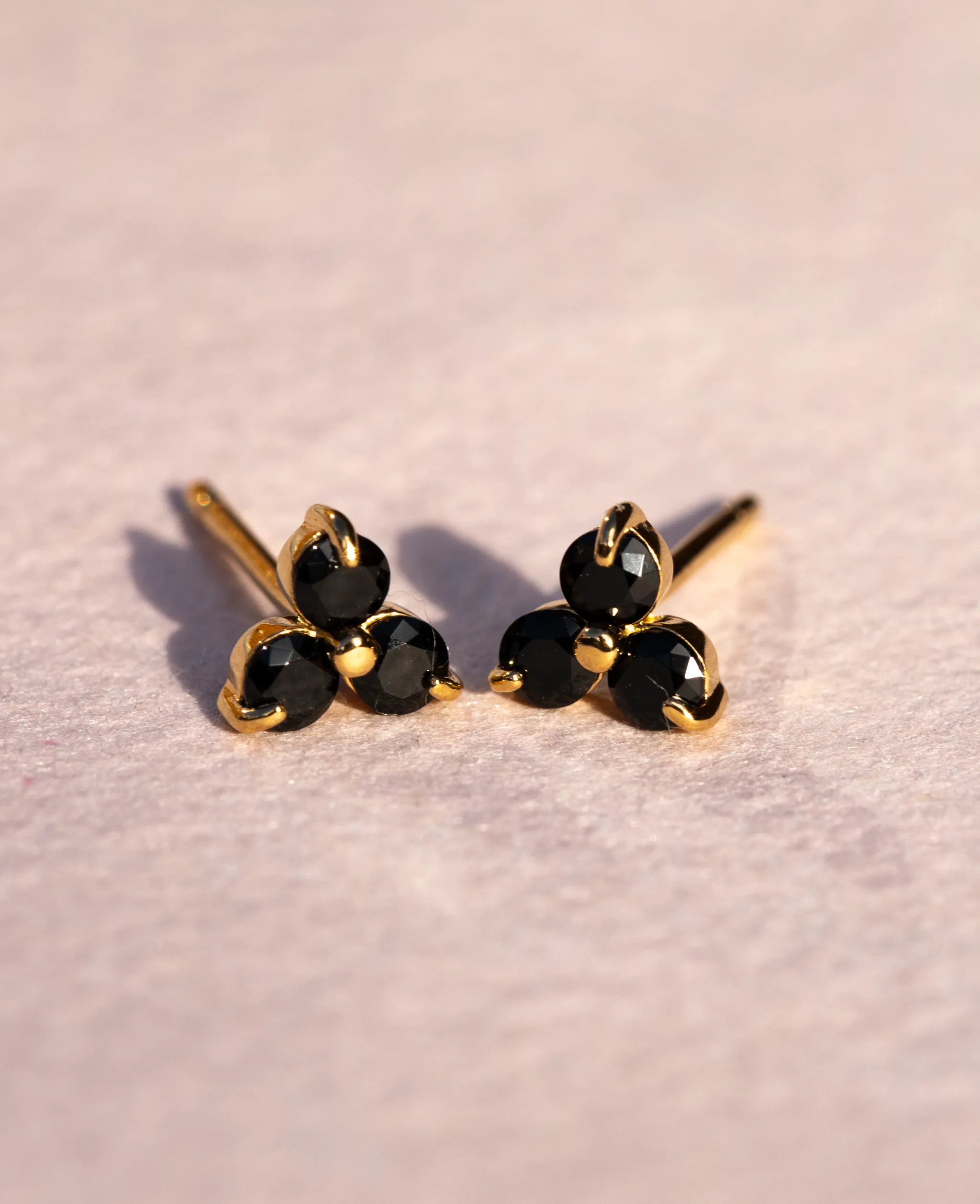 Black Spinel Large Fleur Studs Gold