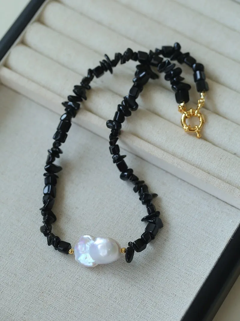 Brilliant Black Agate Crushed Stone Baroque Pearl Necklace