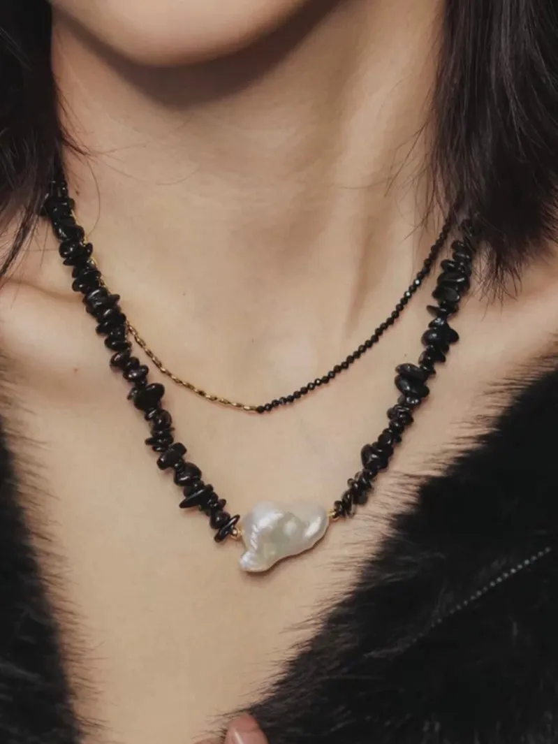 Brilliant Black Agate Crushed Stone Baroque Pearl Necklace