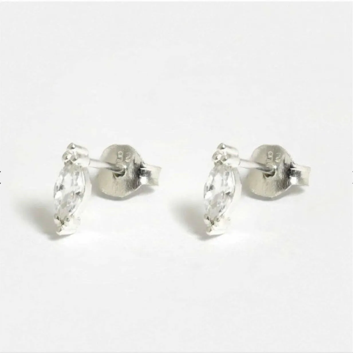 CZ Petal Silver Ear Stud - Elegant and Stylish Accessory for Any Occasion