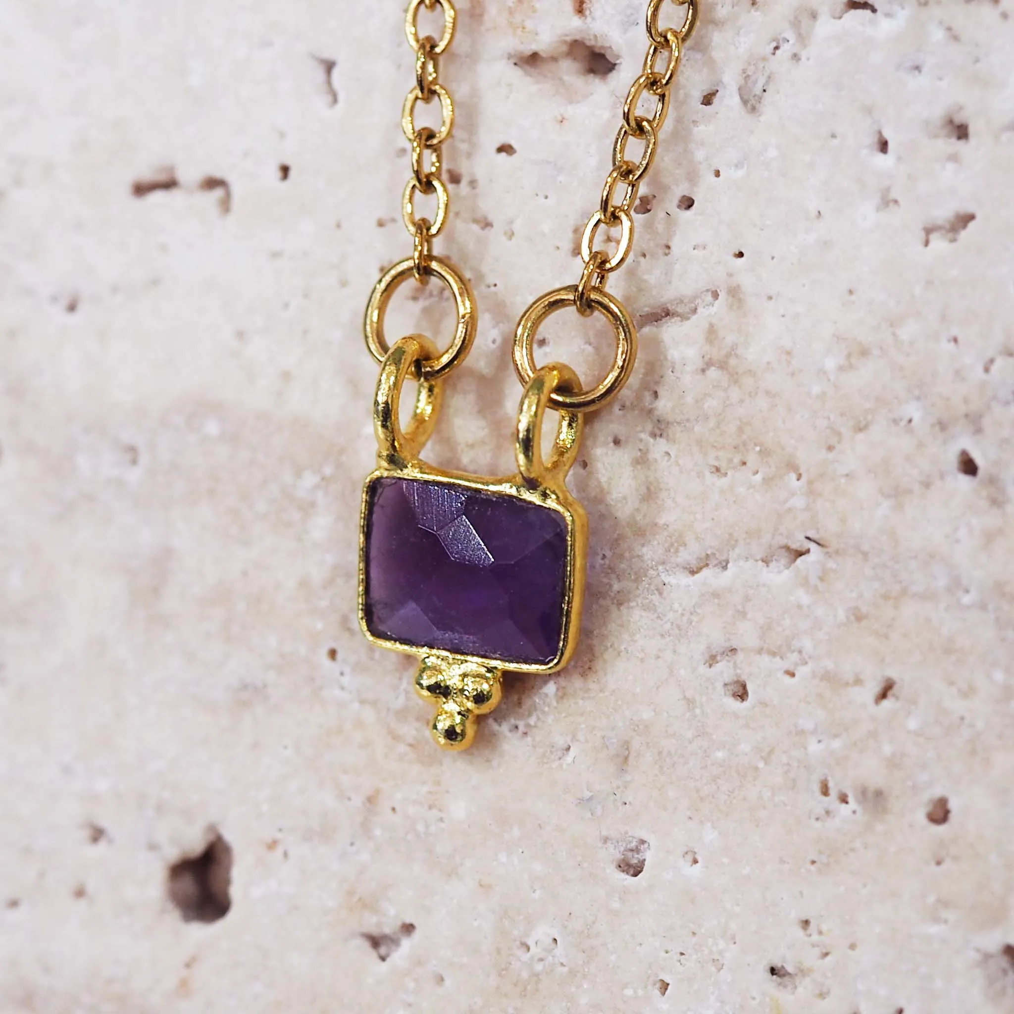 Dainty Gold Gemstone Necklace