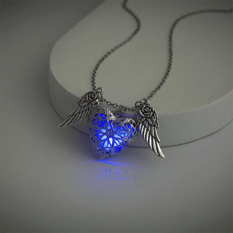 Dark Luminous Stone Fluorescent Love Luminous Necklace Natural Crystal Luminous Pendant