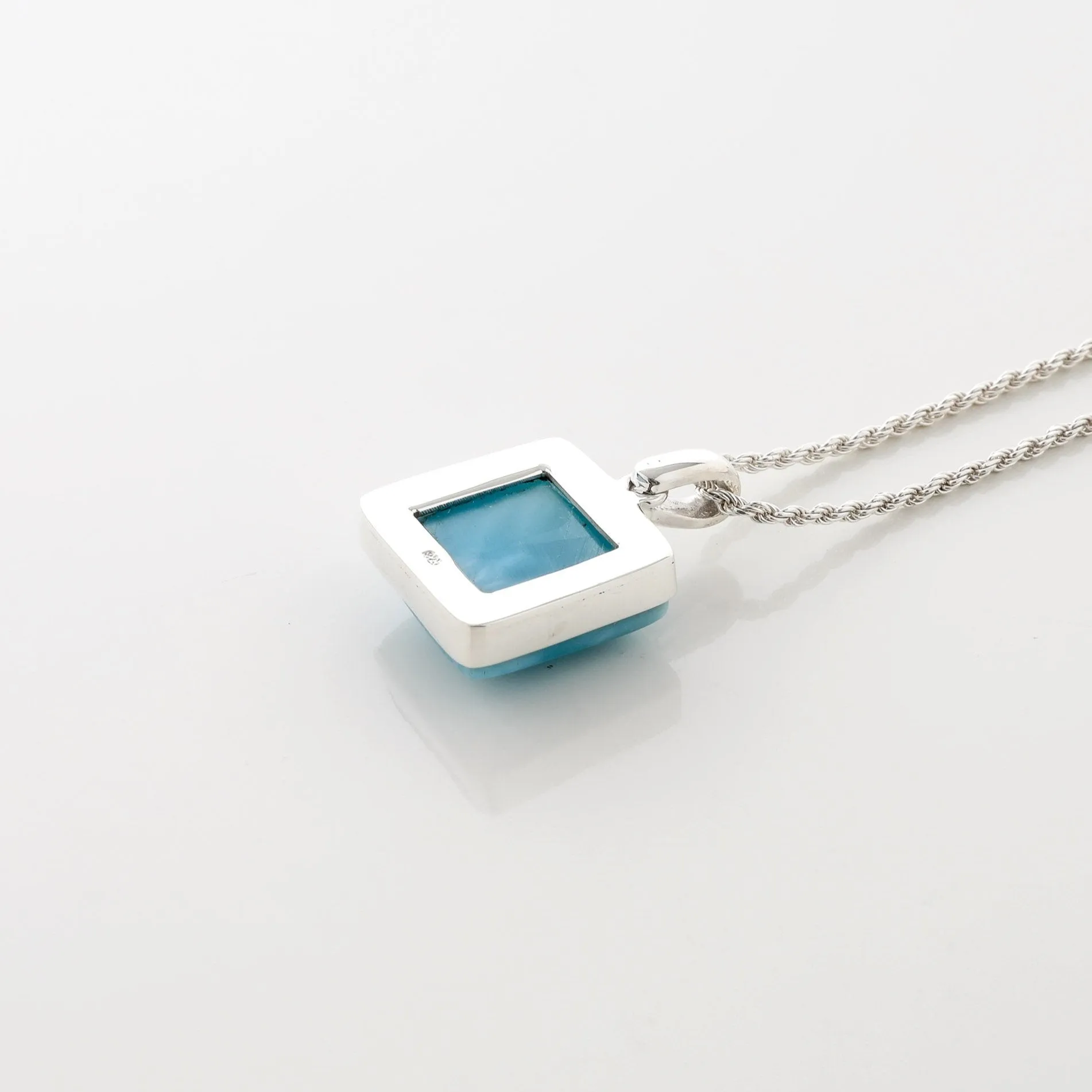 Larimar Pendant Meris