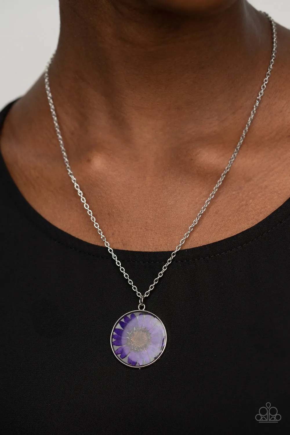 Paparazzi Prairie Promenade - Purple Flower Necklace