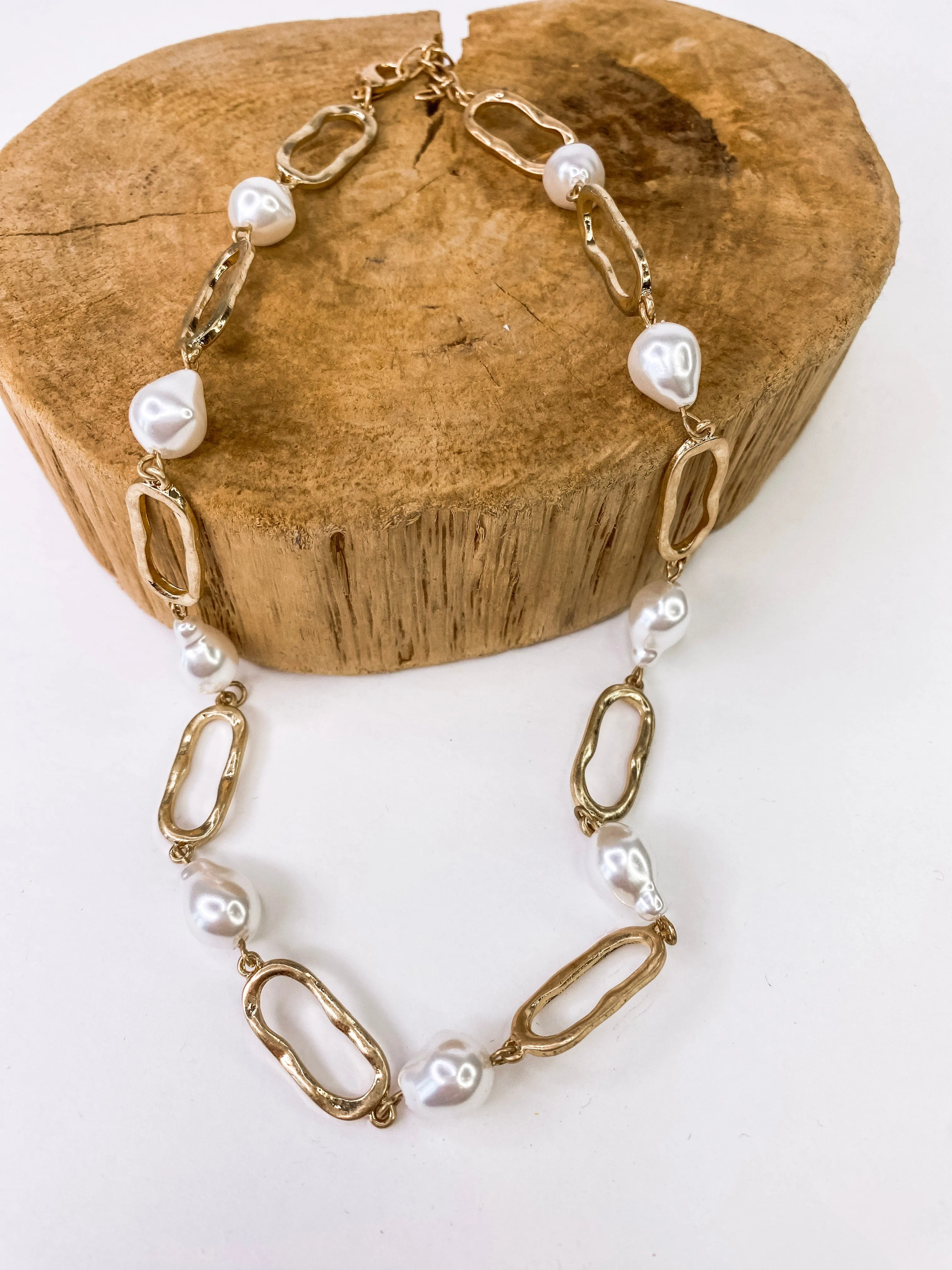 Pearls and Chains Necklace