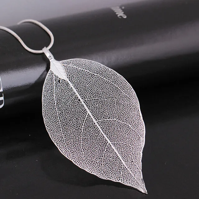 Unique Leaf Pendant Statement Necklace