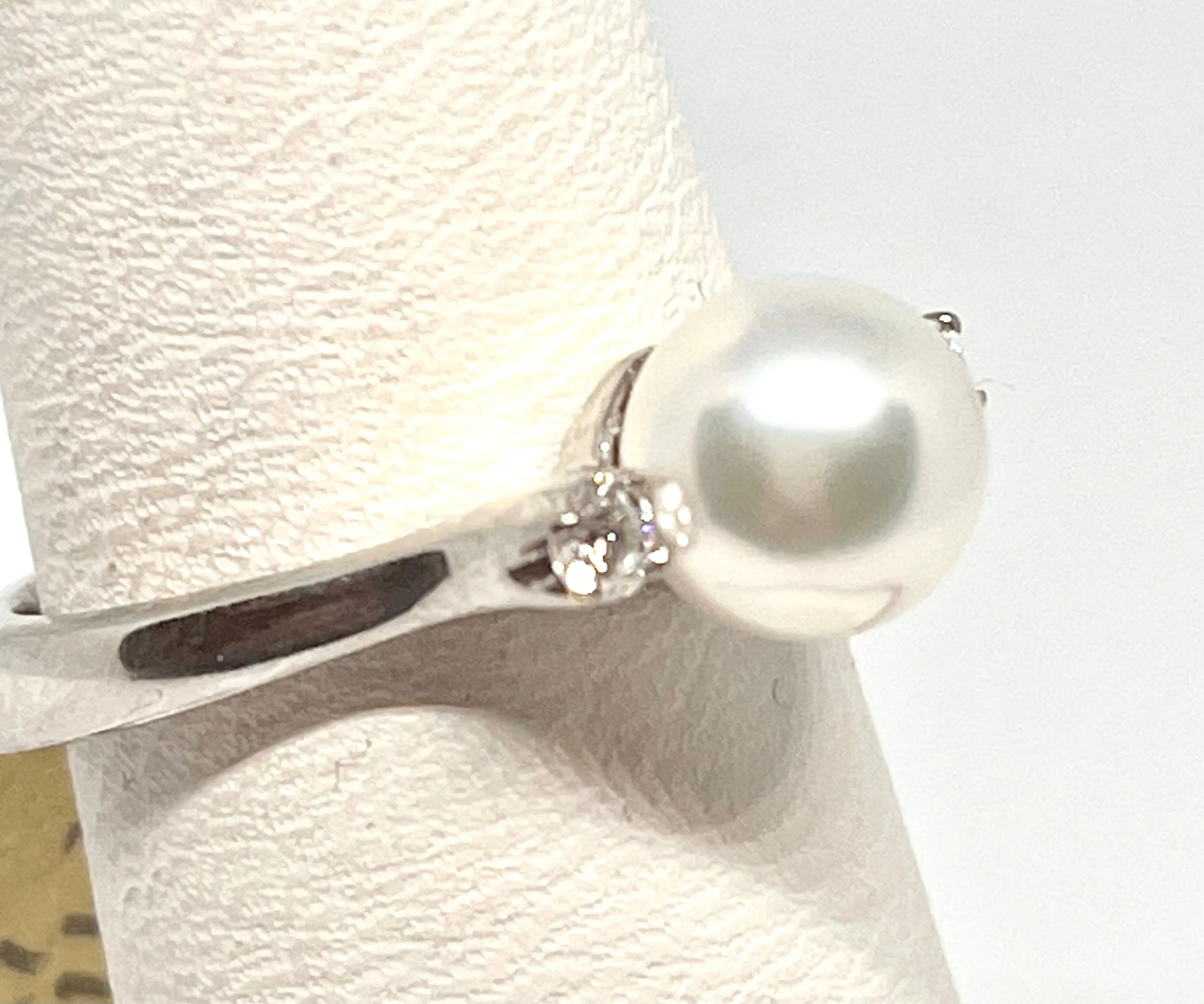 White Gold Pearl and Diamond Ring