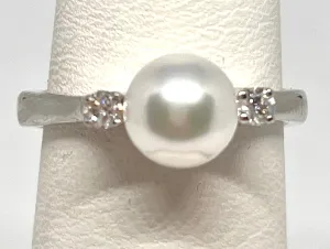 White Gold Pearl and Diamond Ring