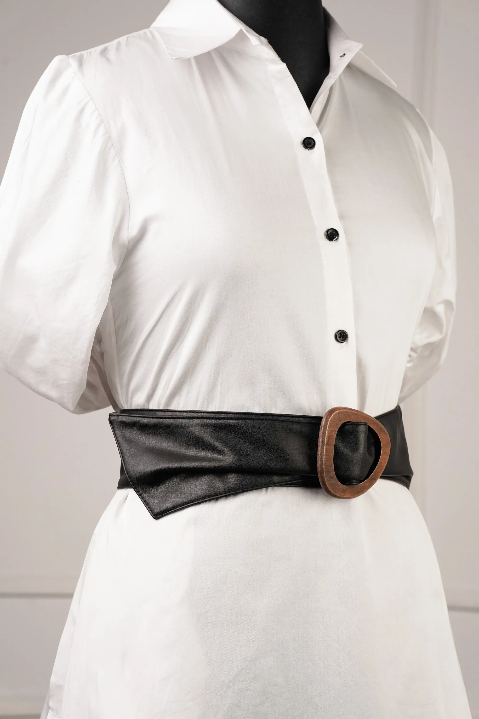 Wooden Buckle Black Waist Belt